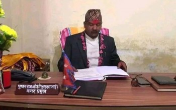 बैतडीको दशरथचन्दमा जनताका गुनासा सुन्न ‘हेलो मेयर’ कार्यक्रम 